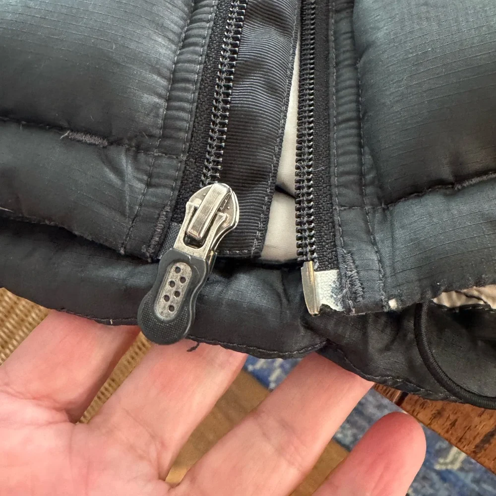 Vintage Patagonia Puffer Style 84611F4 High Collar Jacket / small - Picture 3 of 12